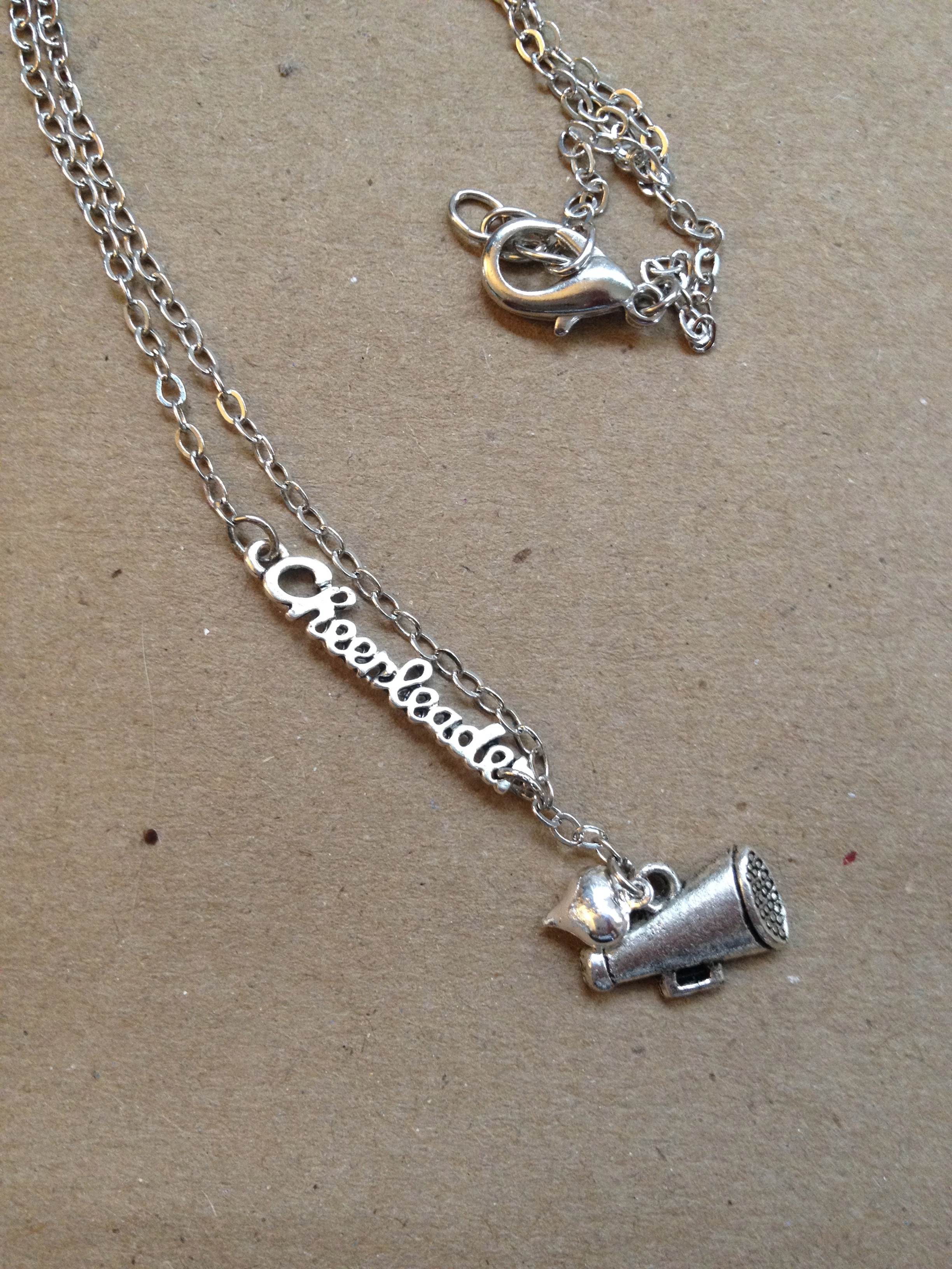 Love Cheerleading Necklace on Luulla